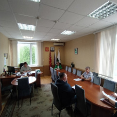 заседание постоянной комиссии по социально-правовым вопросам - фото - 3