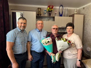 ветеран Великой Отечественной войны Темирбулат Гаджиевич Умалатов отметил свой 90-летний юбилей - фото - 1